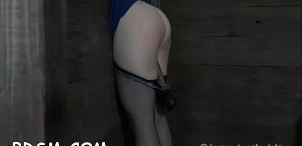  Cutie wears an steel helmet during hardcore pussy drilling